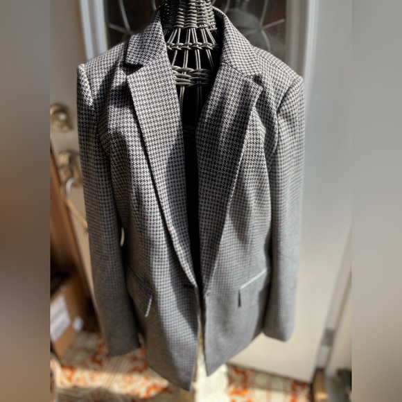 ✨NWOT LOFT Houndstooth Blazer Sz 12 AND Sz 14 - CUTE!! - Picture 8 of 16